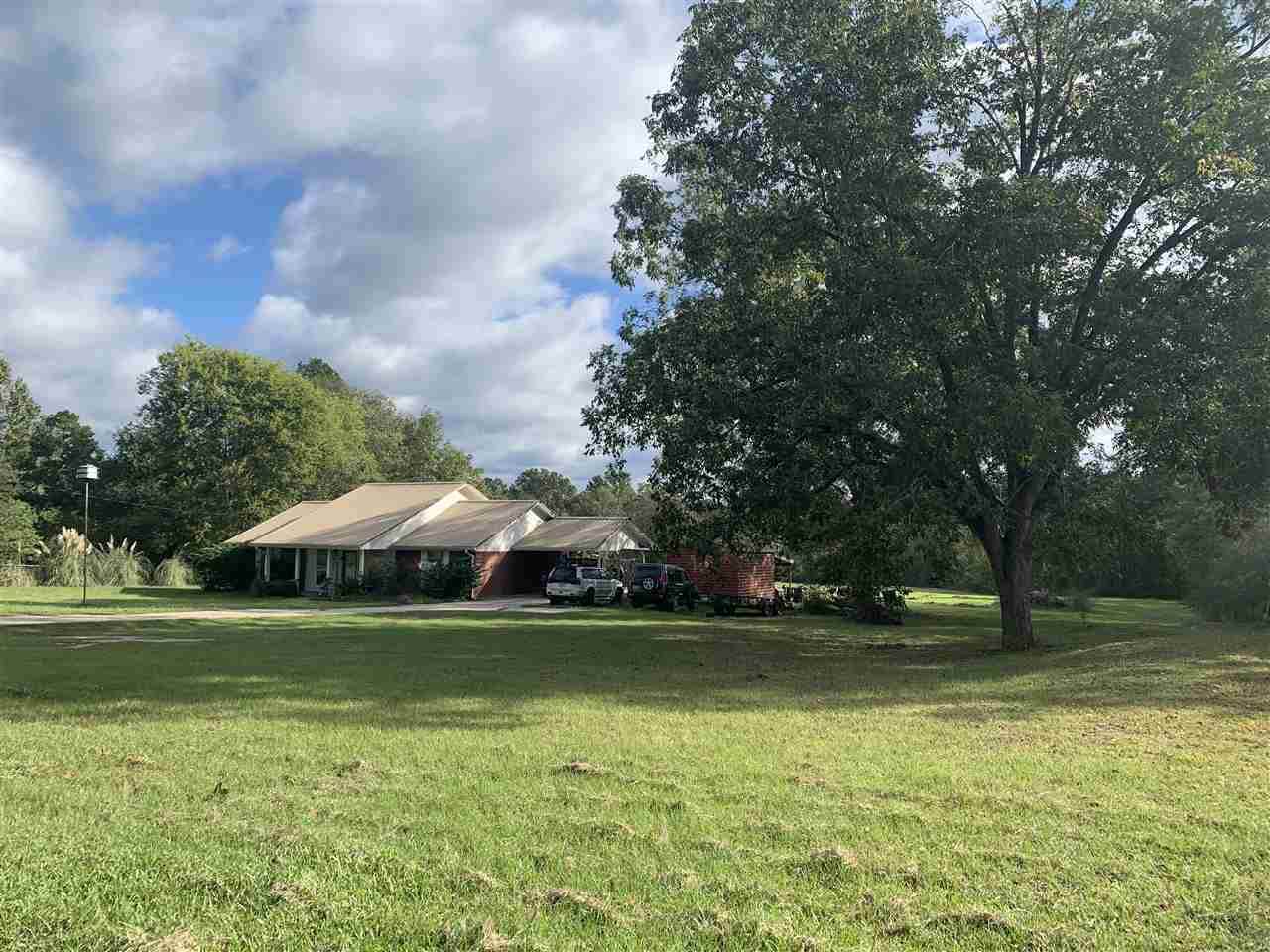 419 Fm 2558 - Photo 1