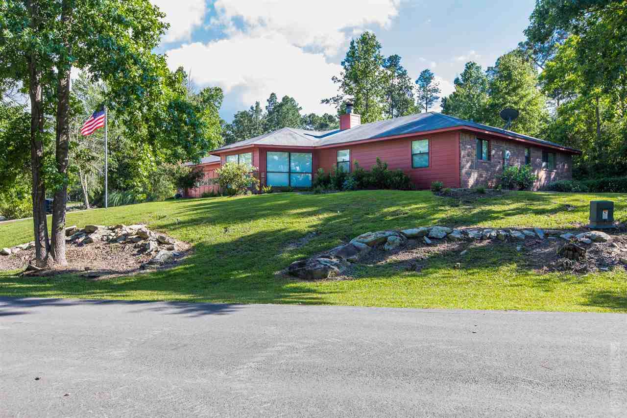990 Lakeshore - Photo 1
