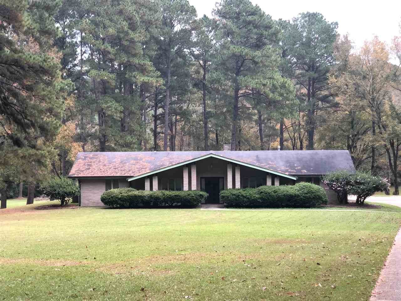 707 Pine Street - Photo 1
