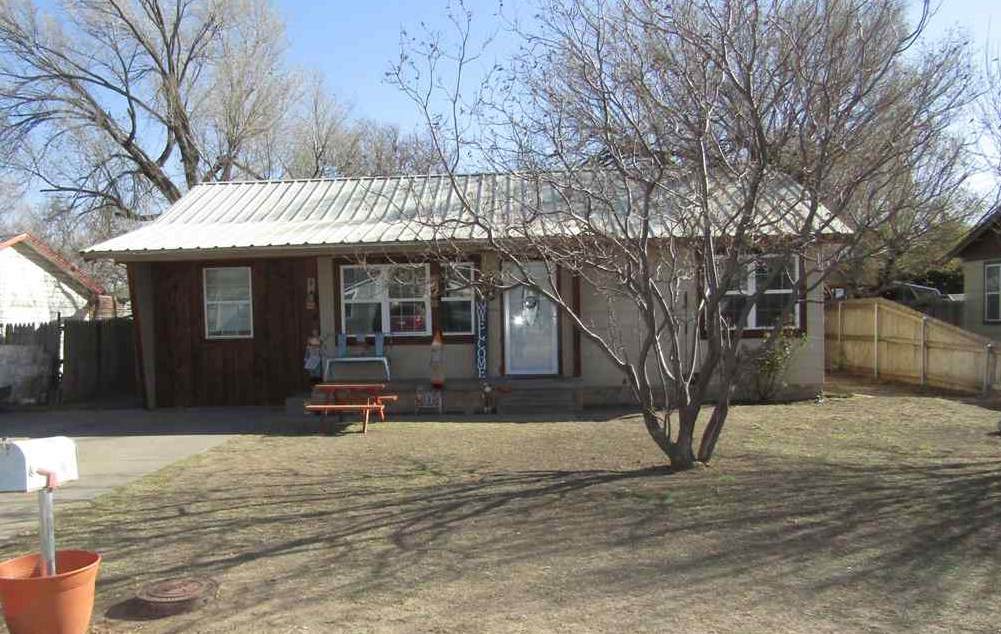 308 Ave J - Photo 1