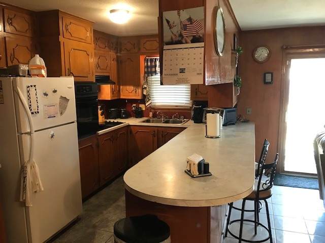 136 Greenwood - Photo 1
