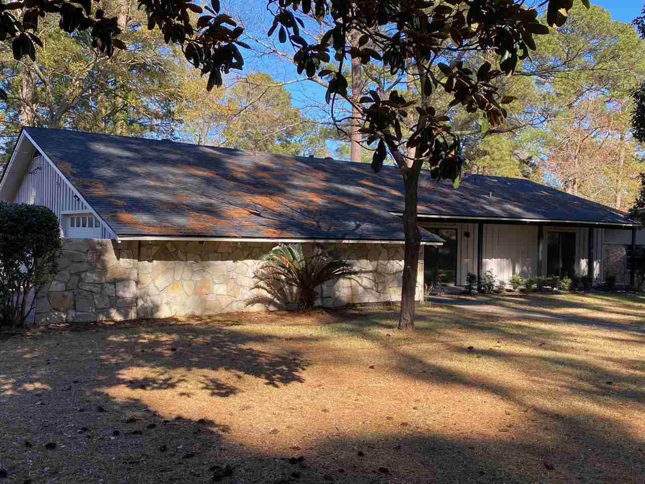 608 Beverly Place - Photo 1