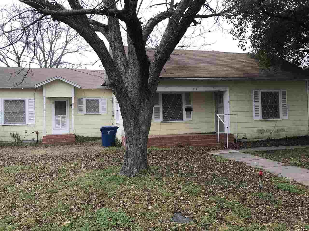 317 Kennedy - Photo 1