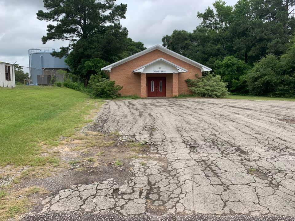 604 Pine Street - Photo 1