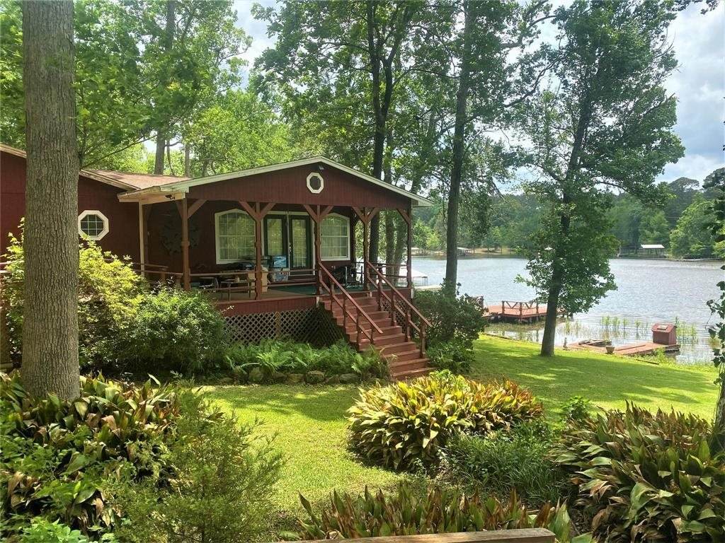 624 County Road 3180 - Photo 1