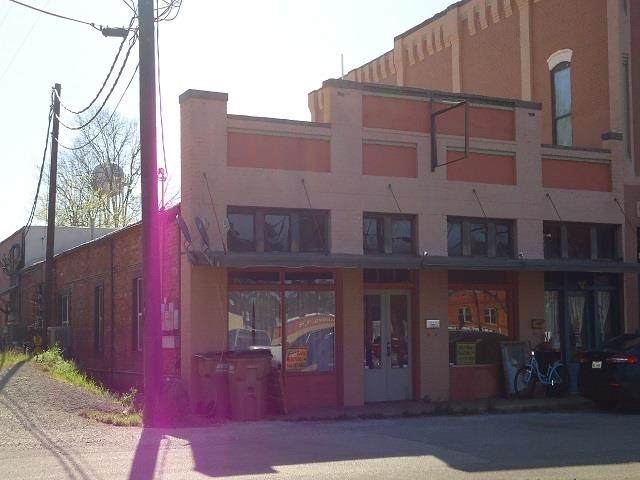 160 Oak St - Photo 1