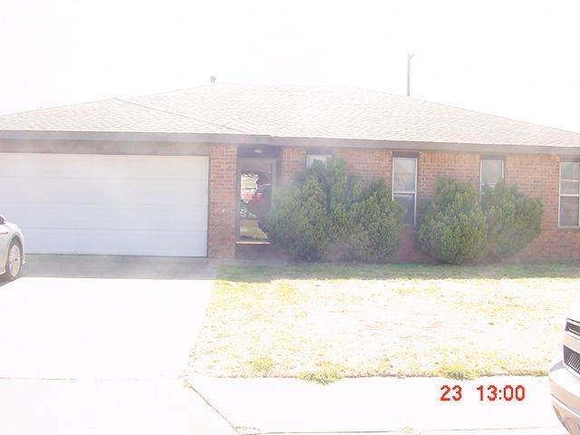 414 Hickory - Photo 1