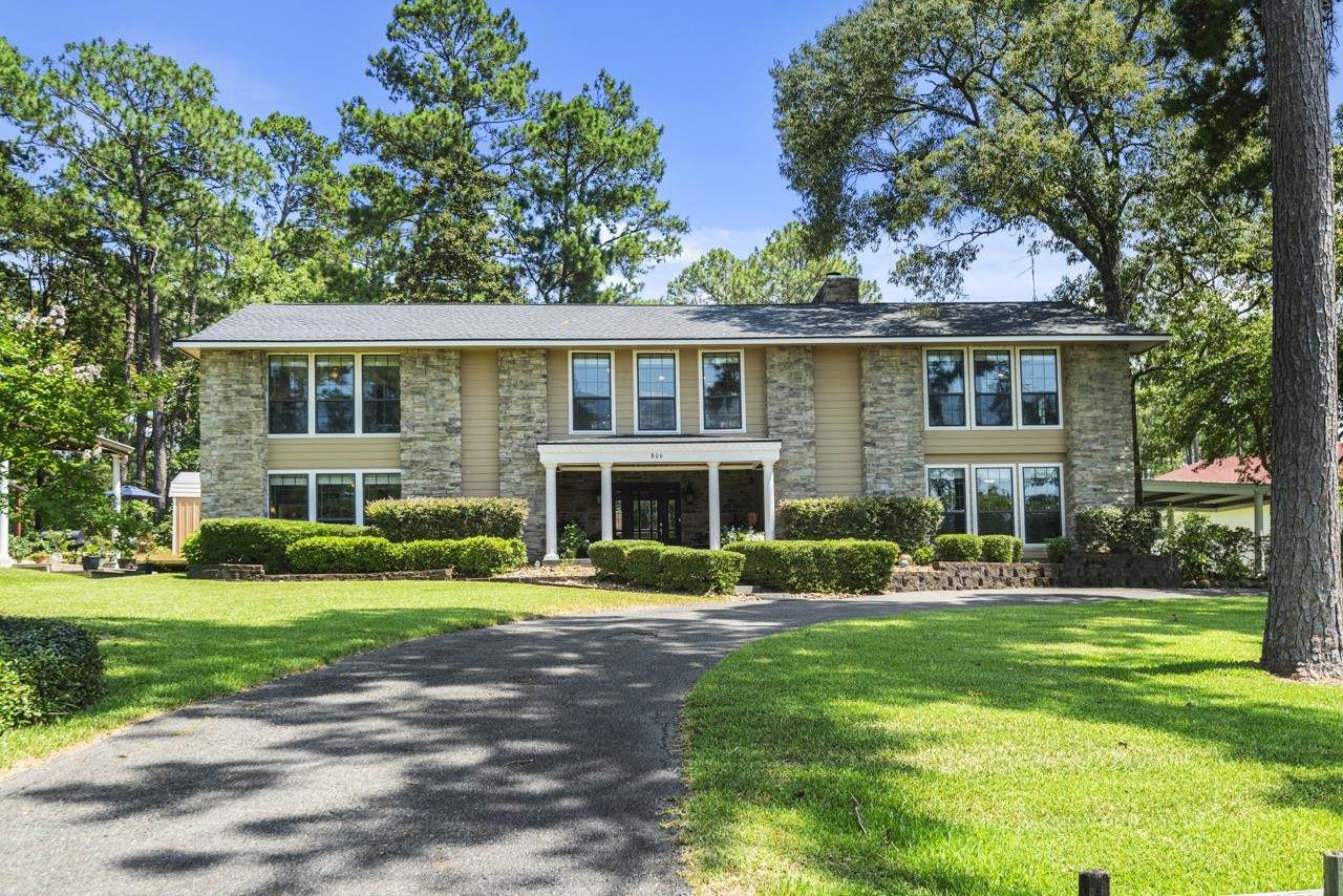 806 Lakeshore Dr. - Photo 1