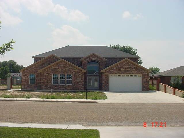 1505 Irving - Photo 1