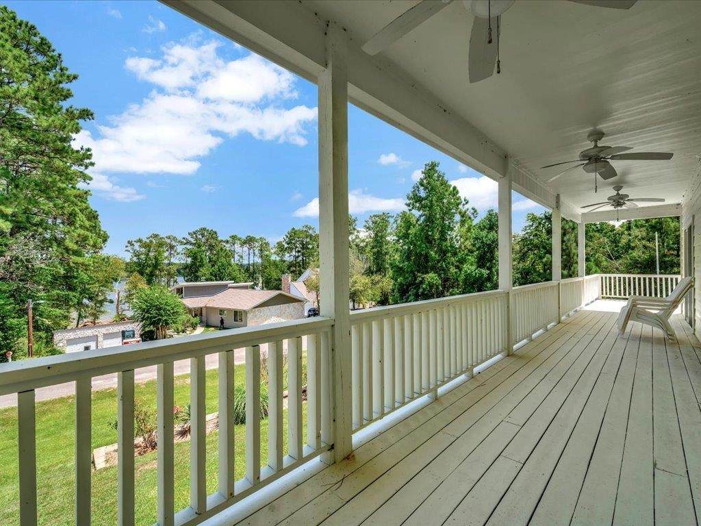 213 Ashley Drive - Photo 1