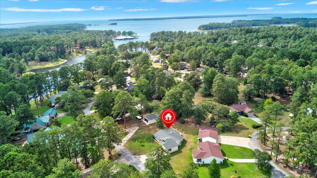 1057 Longleaf Dr - Photo 1