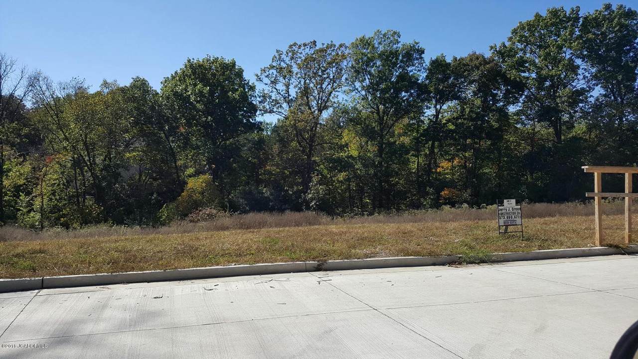 946 Nob Hill Road - Photo 1