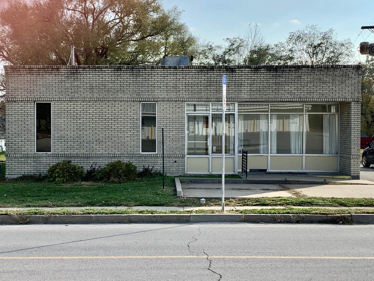 718 Liberty - Photo 1