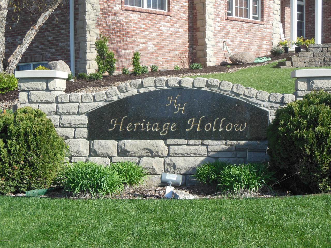 320 Covered Wagon Road - Photo 1