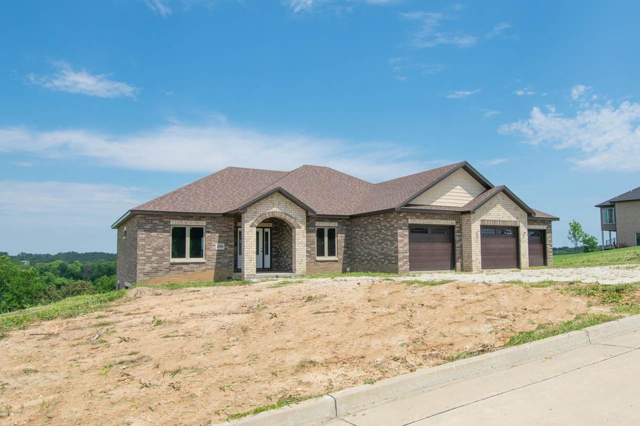 4206 Laura Avenue - Photo 1