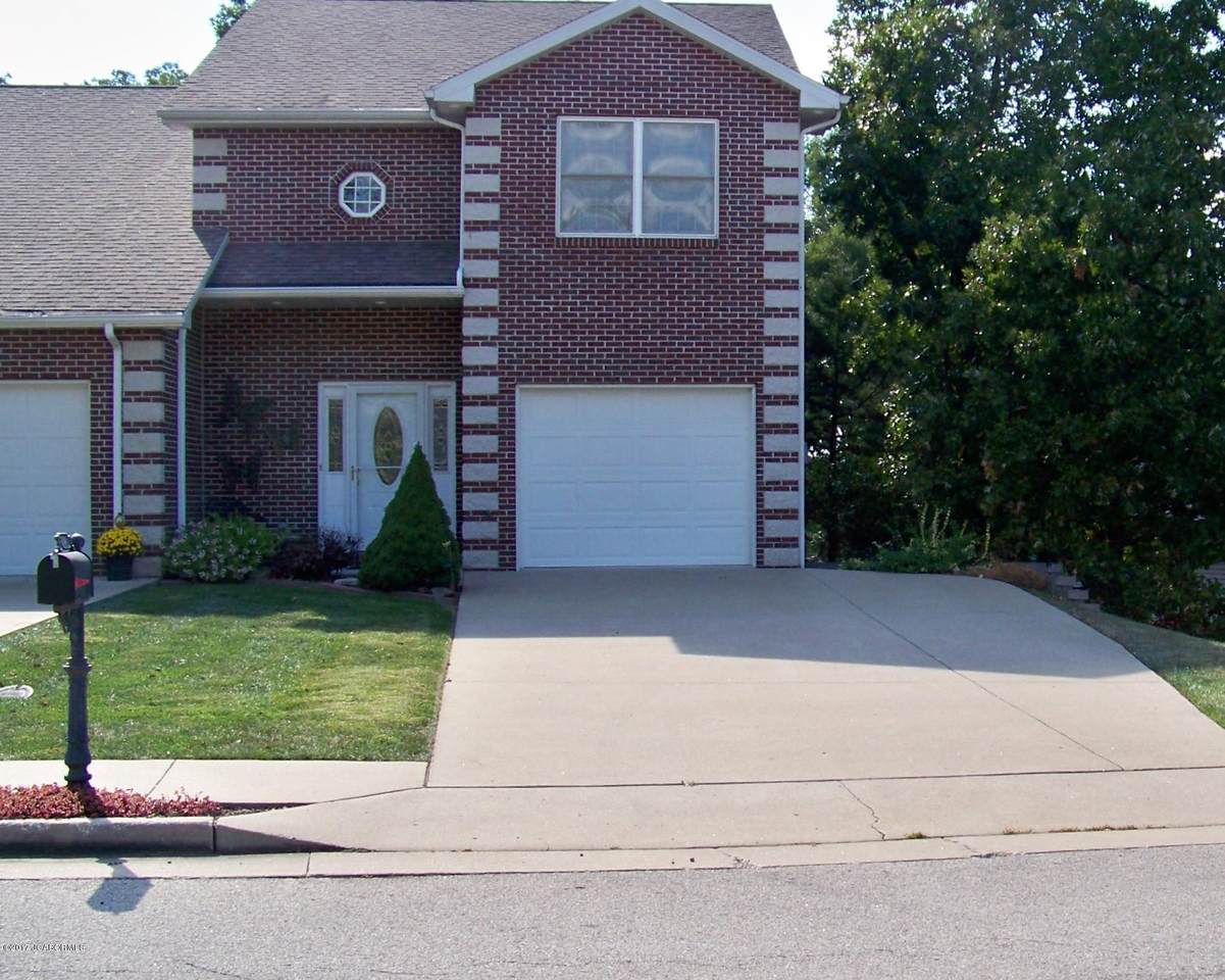 1510 Notting Hill Drive - Photo 1