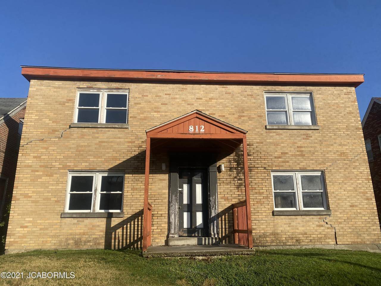 812 Broadway - Photo 1