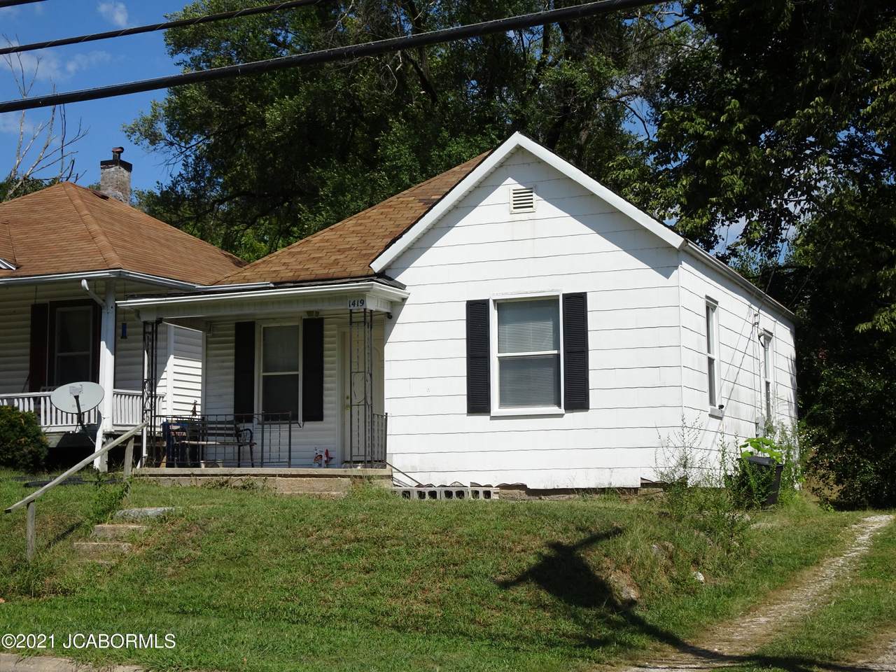 1419 Miller Street - Photo 1