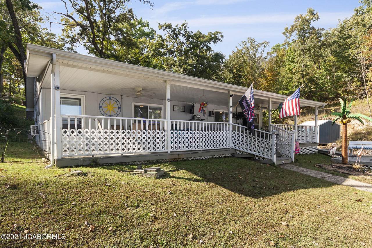 5209 Dempsey Drive - Photo 1