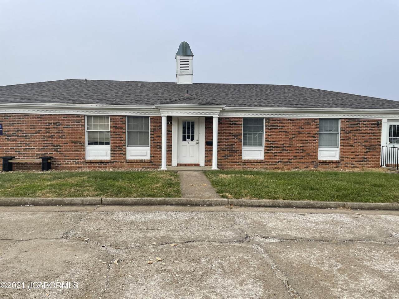 1026 Northeast Drive - Photo 1