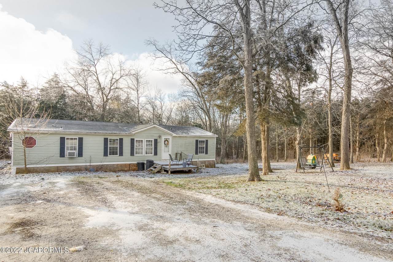 2872 White Oak Drive - Photo 1
