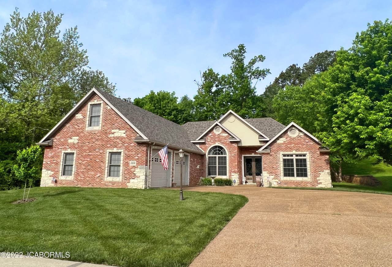 2456 Country Club Drive - Photo 1