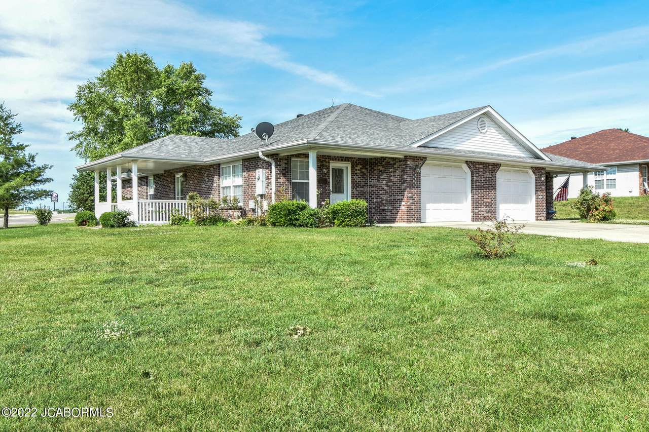 155 Star Drive - Photo 1