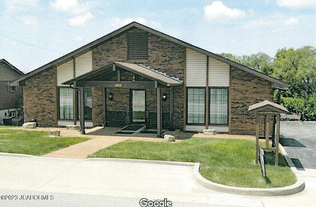 1804 Southwest Boulevard - Photo 1
