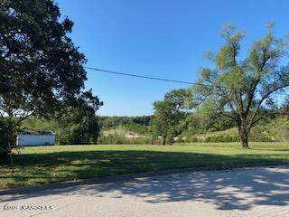 2919 S Ten Mile Drive - Photo 1