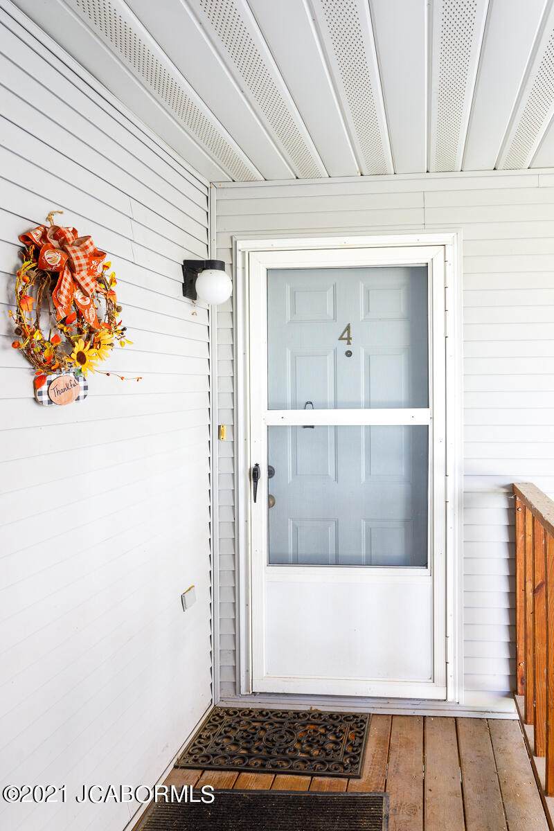 2120 St. Marys Boulevard - Photo 1