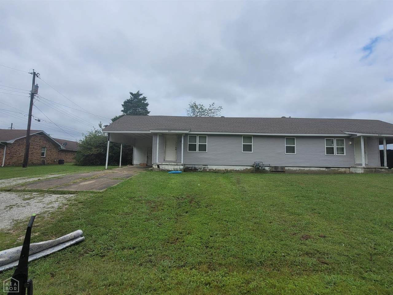 605 Alfred Watkins Street - Photo 1