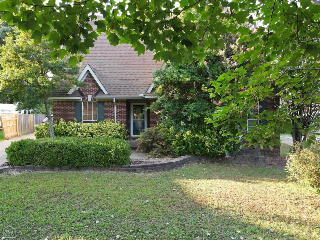 1406 Golf Course - Photo 1