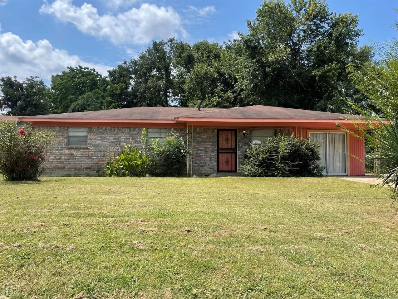 578 Sioux Street - Photo 1