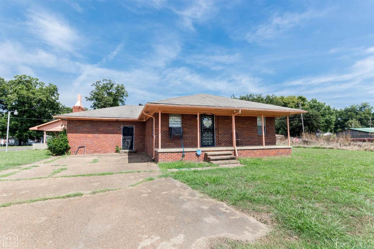 430 Front - Photo 1