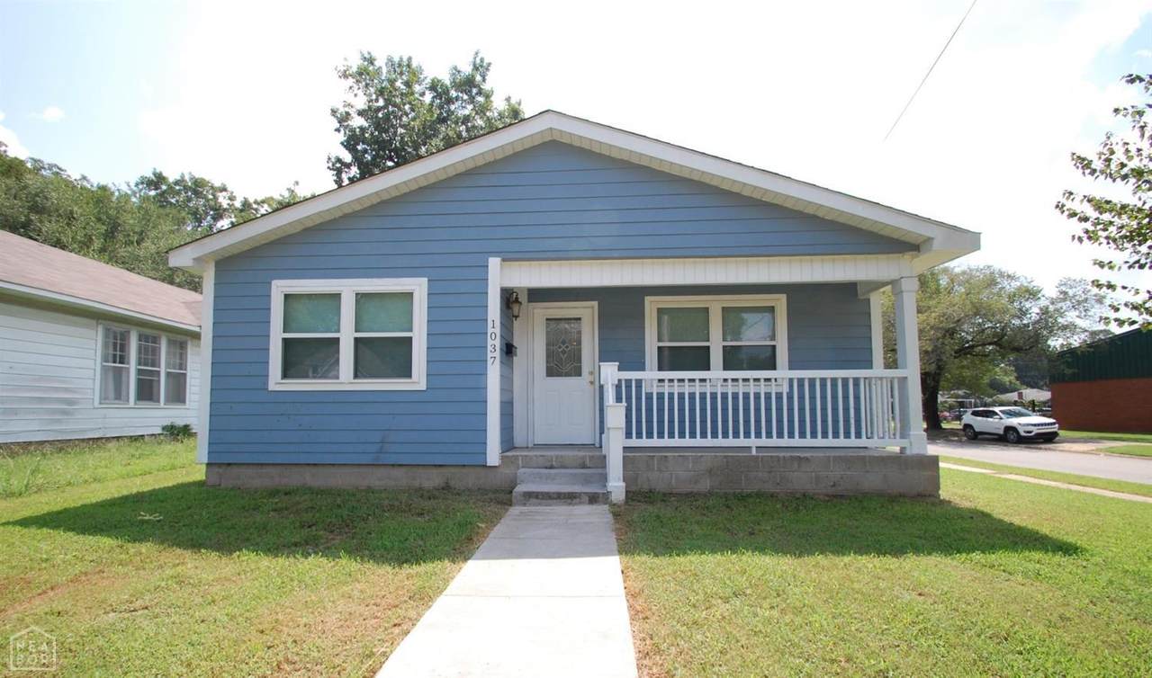 1037 Monroe - Photo 1