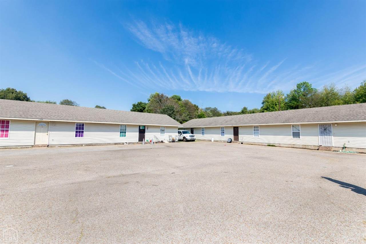 1700 Pineview Street - Photo 1