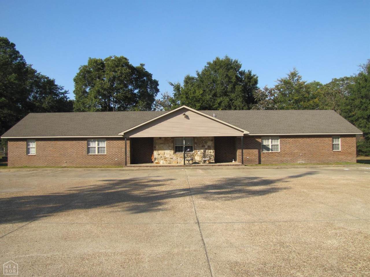 4718 Samantha Avenue - Photo 1