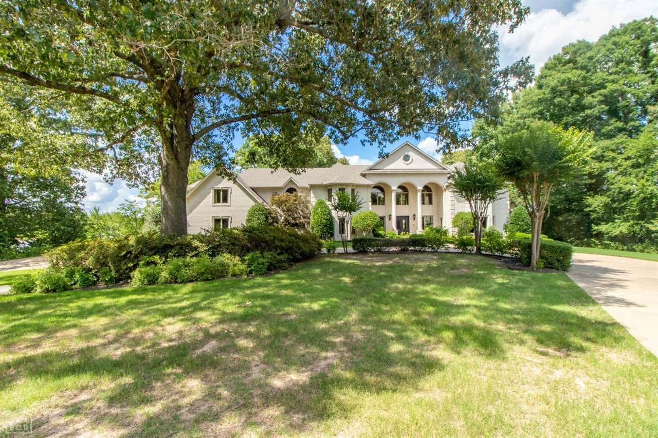 2400 Ridgepointe Drive - Photo 1