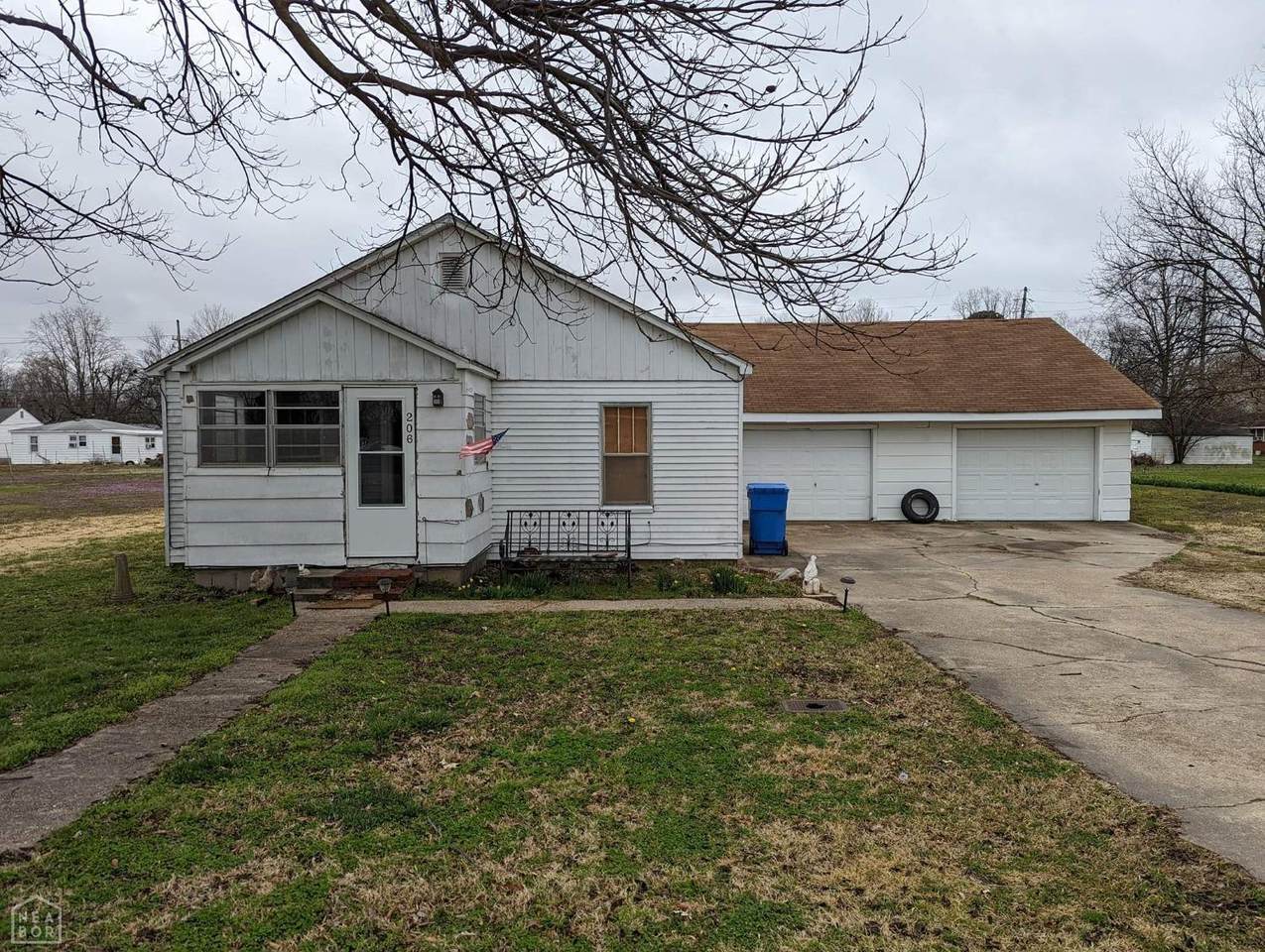 206 Park Street - Photo 1