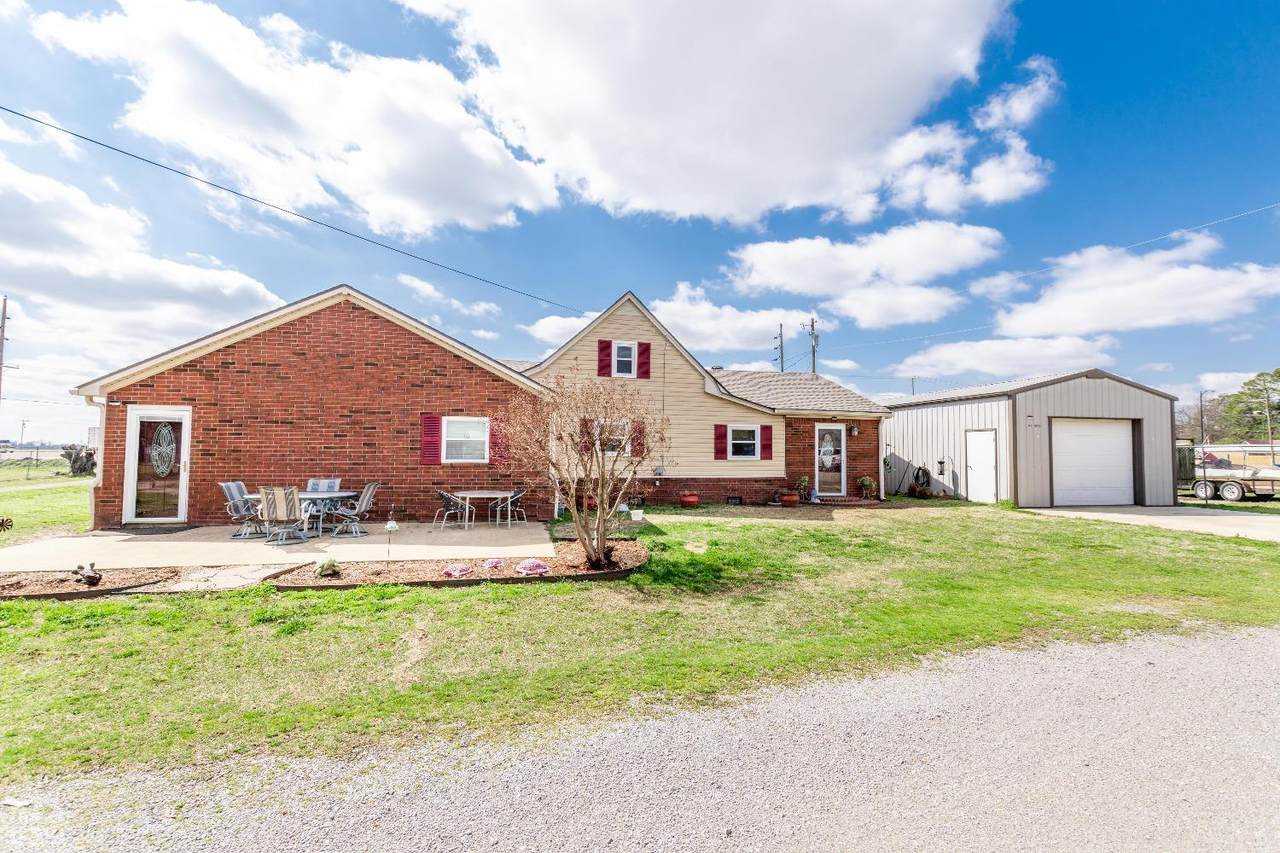 117 Stotts Avenue - Photo 1