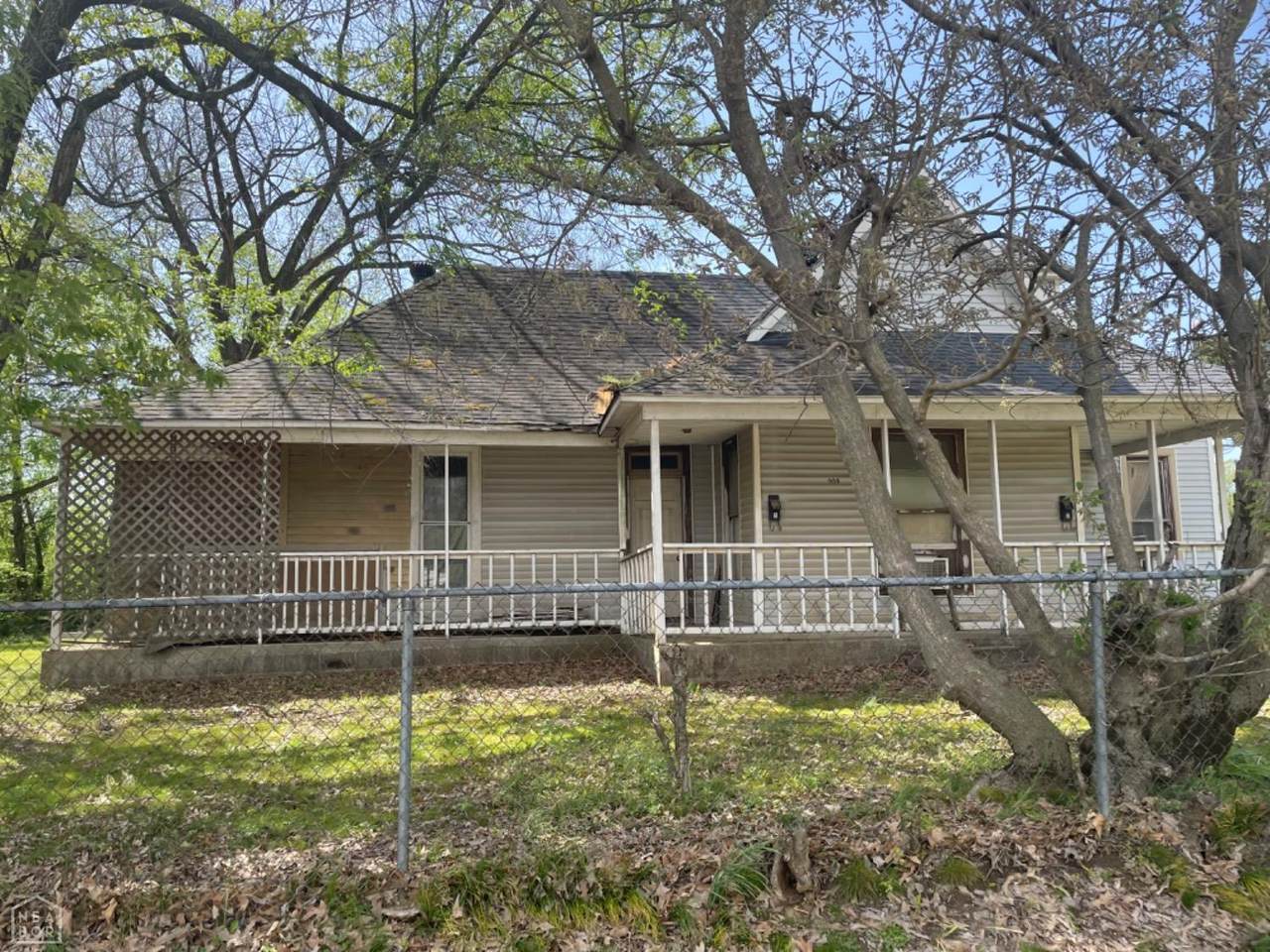 309 Allis St - Photo 1