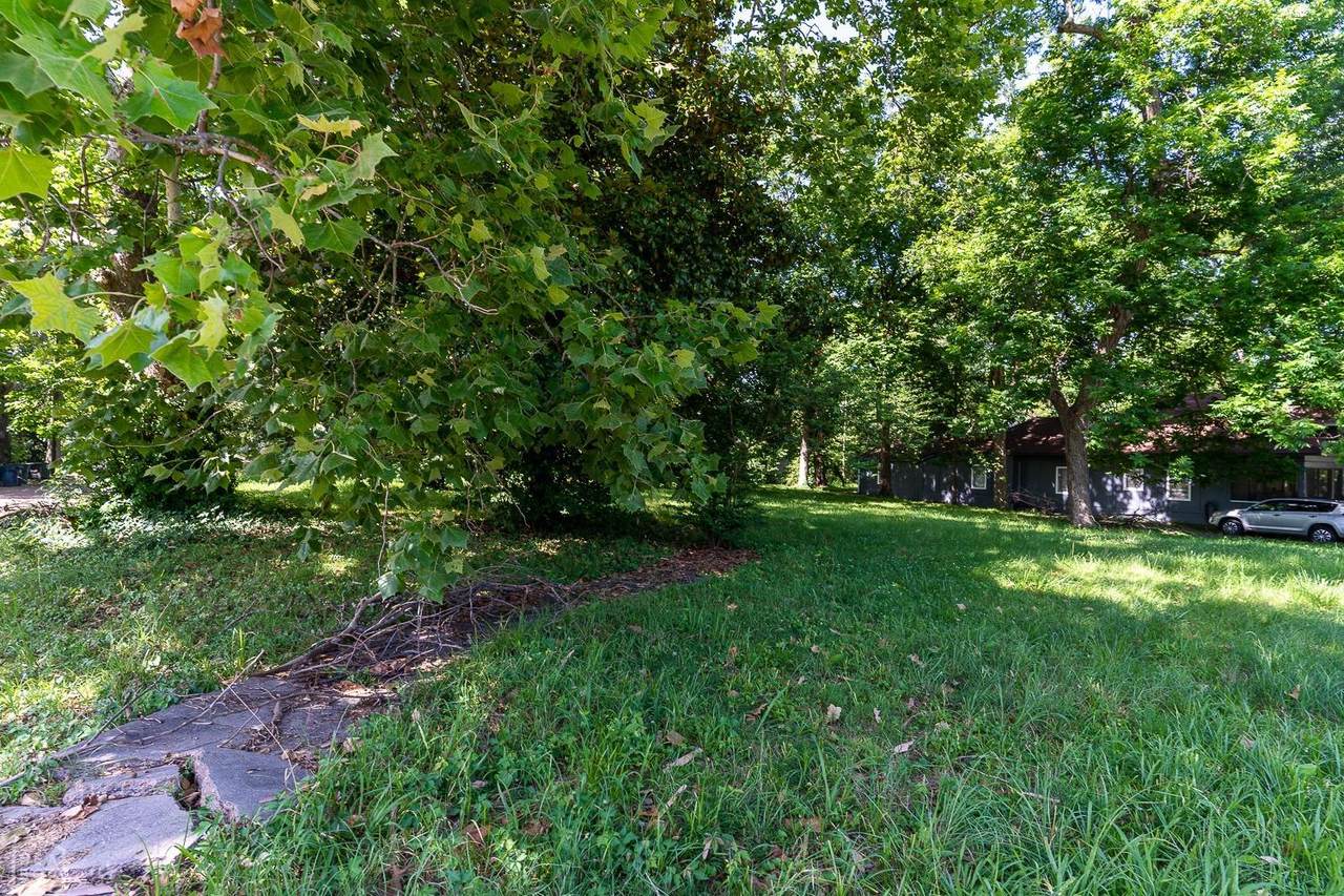909 2nd Street - Photo 1