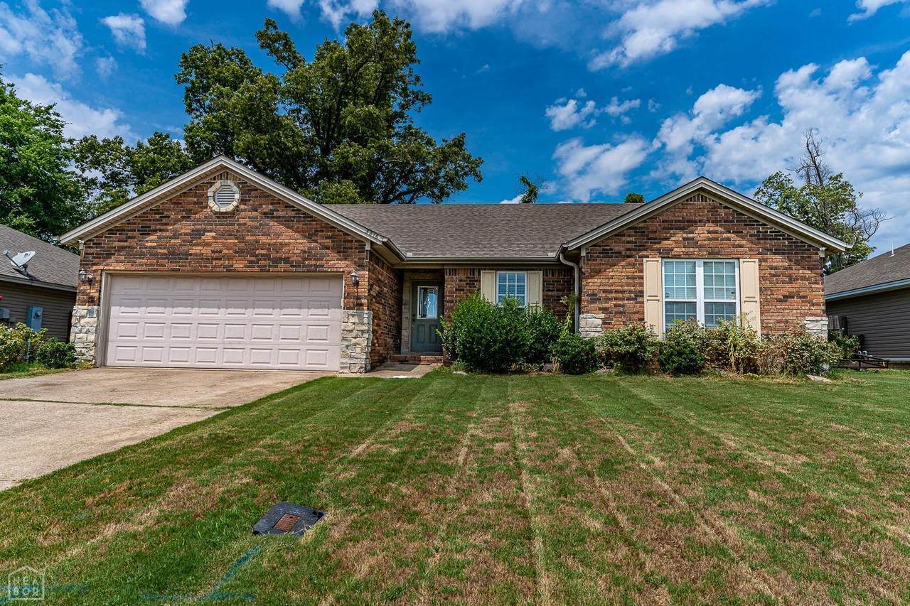 5816 Newcastle Drive - Photo 1