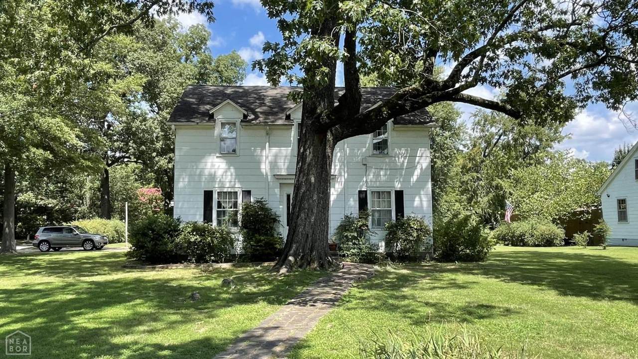 1124 Warner Avenue - Photo 1