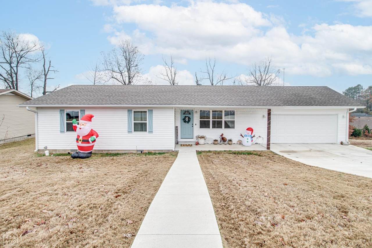 2104 Villa Ridge - Photo 1