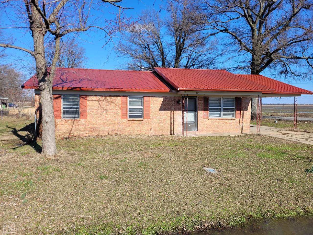 415 Elm Street - Photo 1