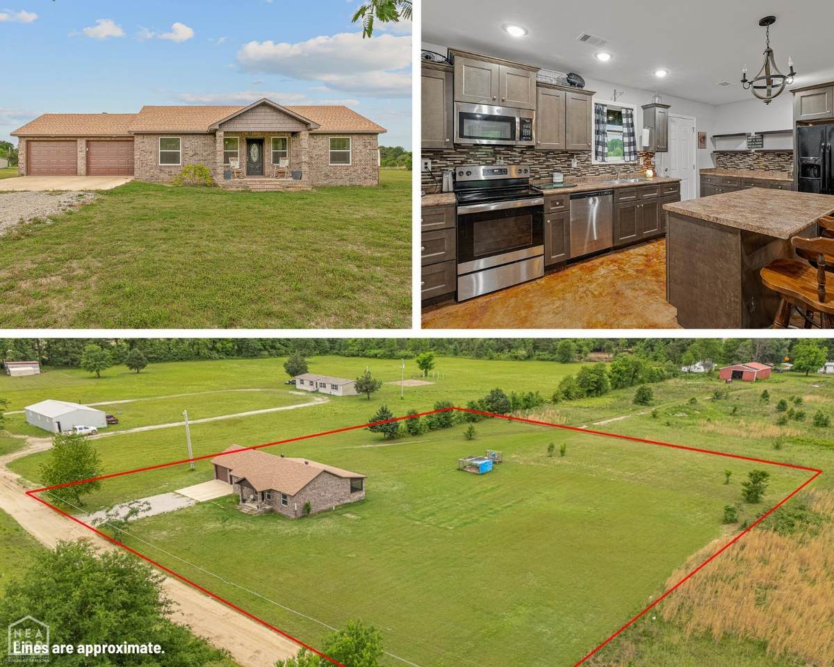 17603 Barry Lane - Photo 1