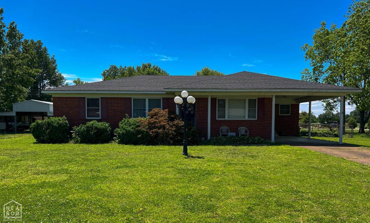 1038 Midway Road - Photo 1