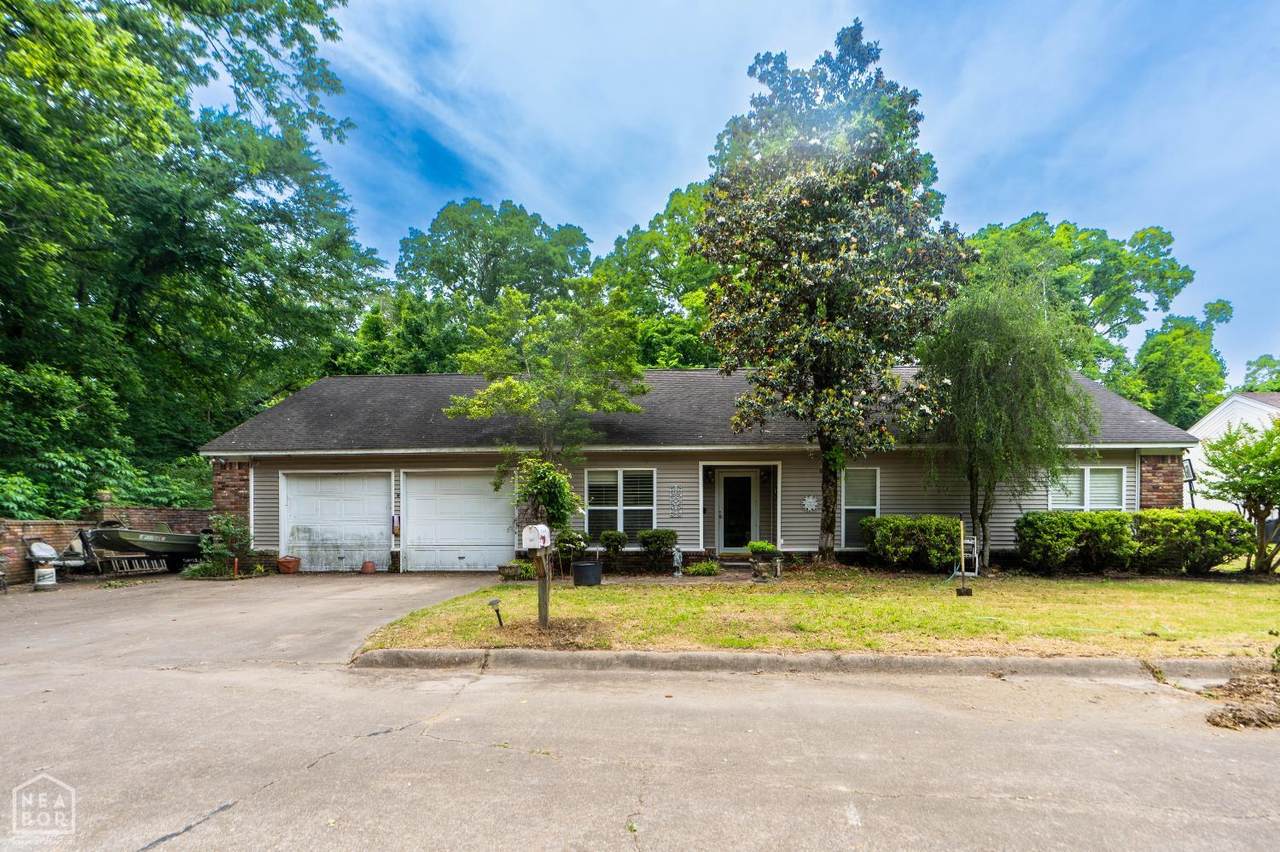 304 East Ridge Drive - Photo 1