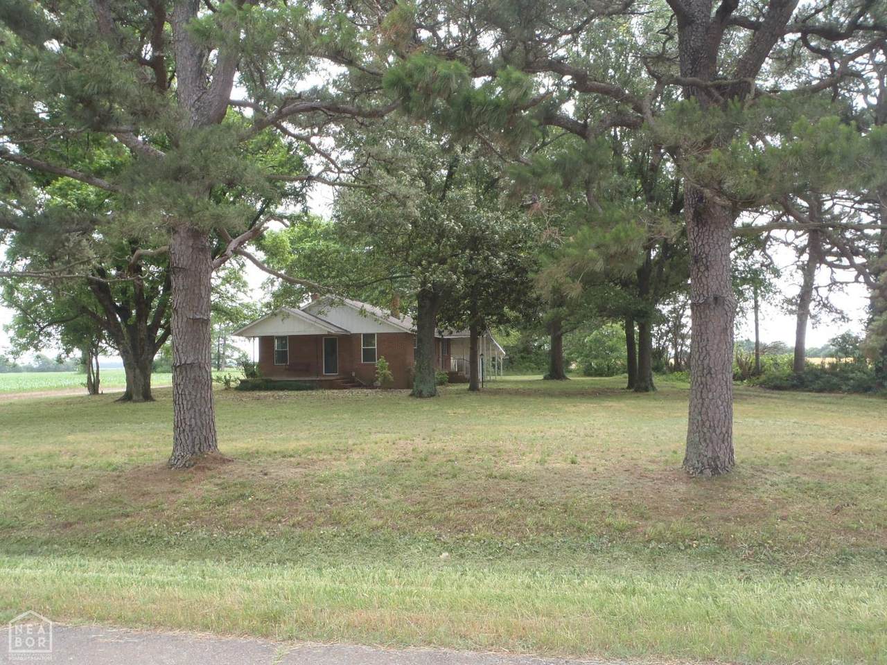 300 Lawrence Cr 511 - Photo 1